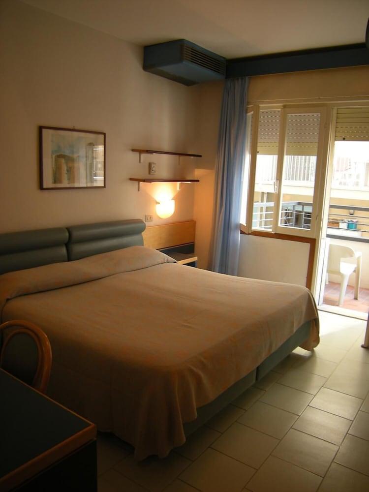 Hotel Ambasciatori Palace Jesolo Extérieur photo