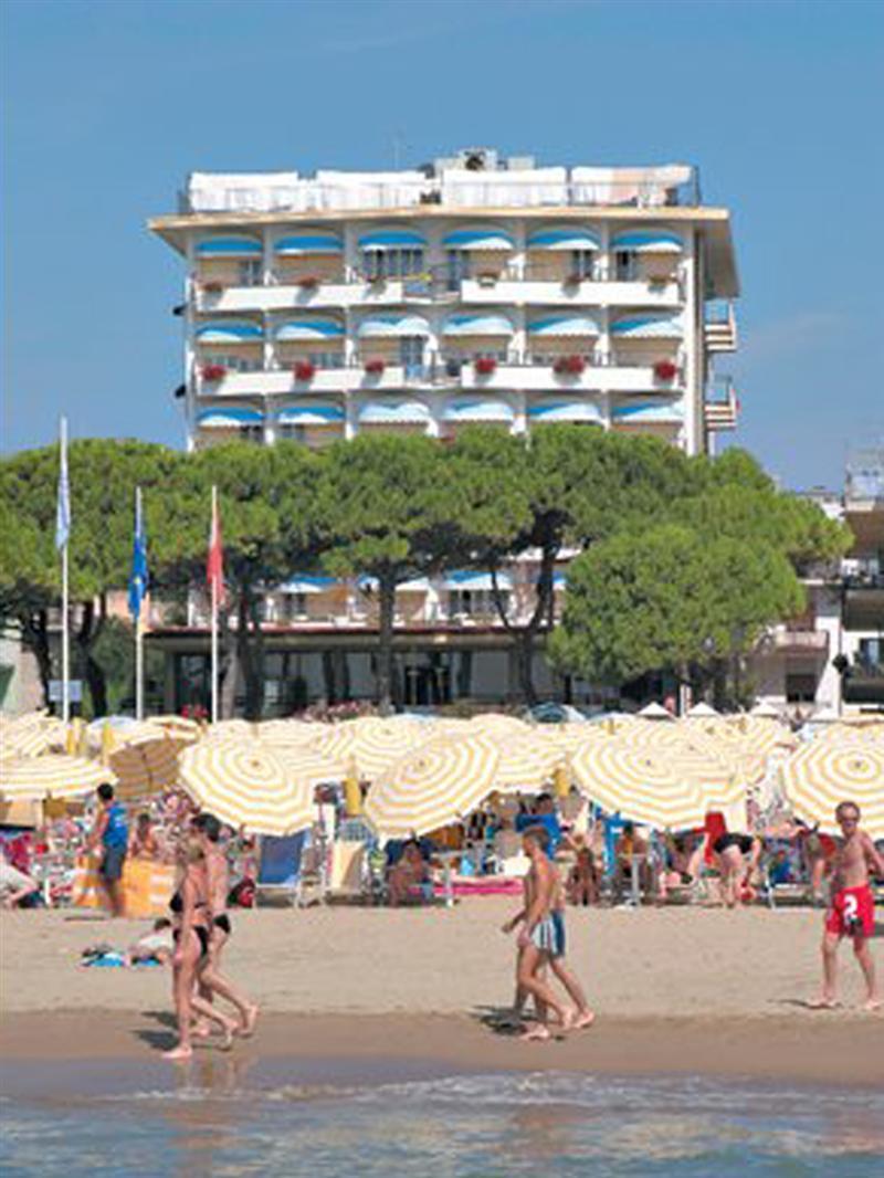 Hotel Ambasciatori Palace Jesolo Extérieur photo