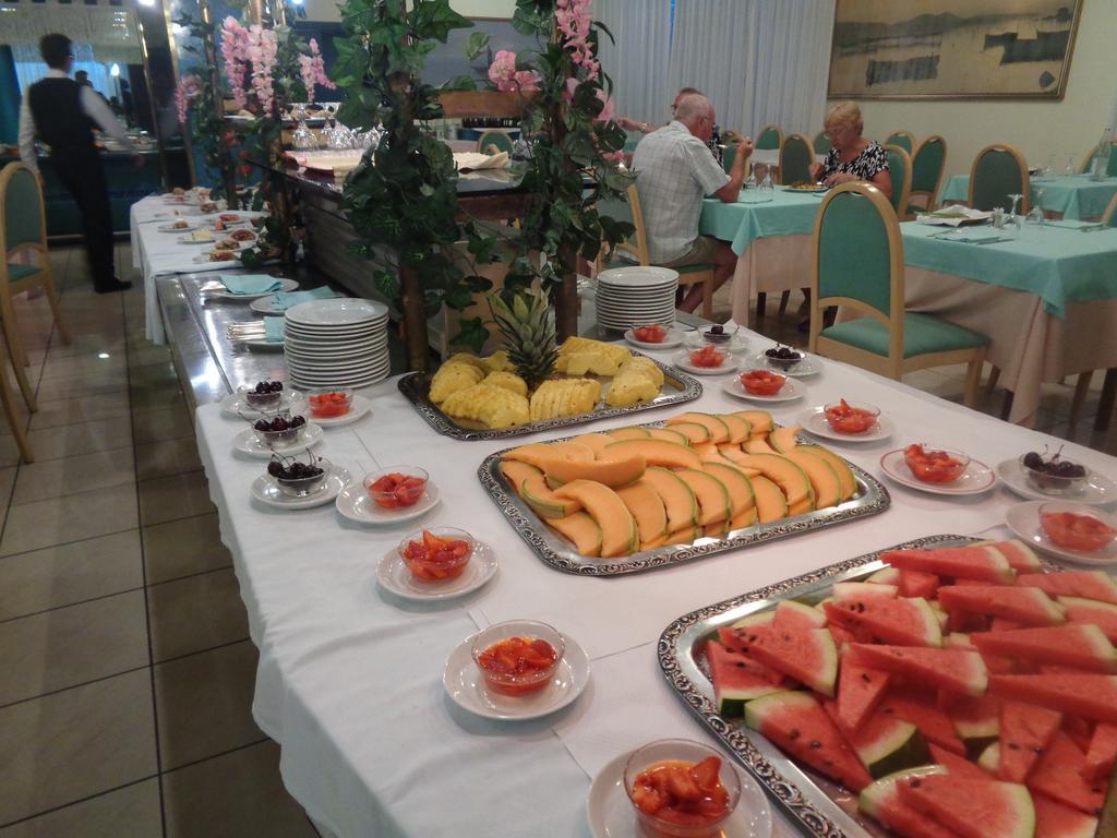 Hotel Ambasciatori Palace Jesolo Extérieur photo