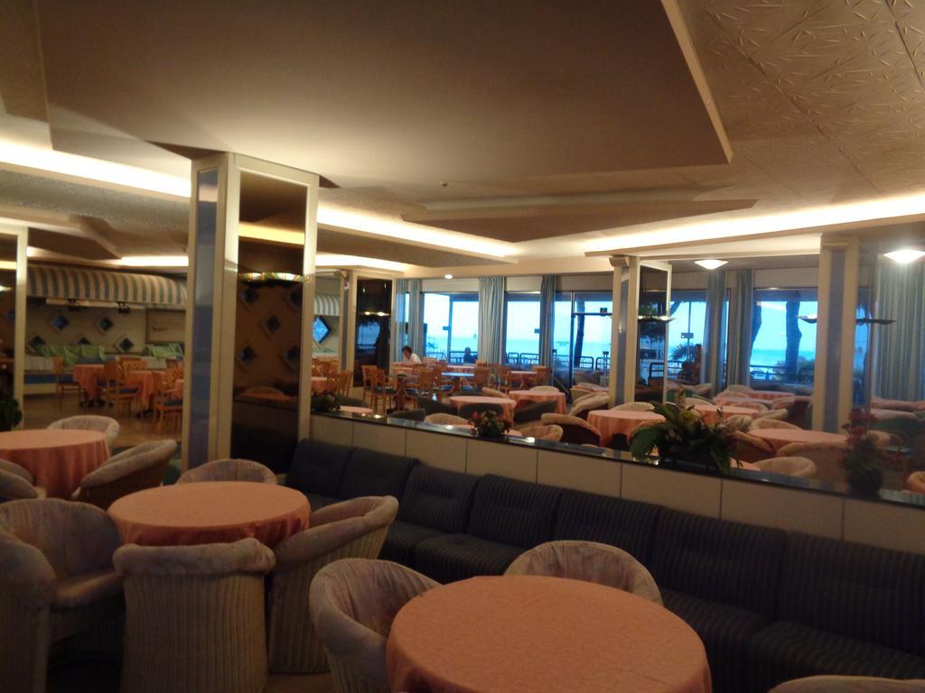 Hotel Ambasciatori Palace Jesolo Extérieur photo