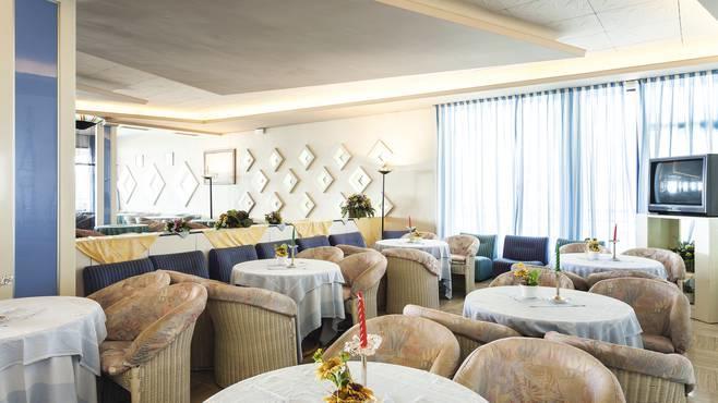 Hotel Ambasciatori Palace Jesolo Extérieur photo