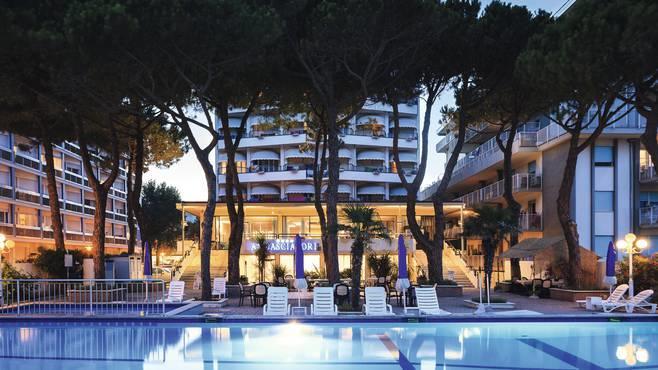 Hotel Ambasciatori Palace Jesolo Extérieur photo